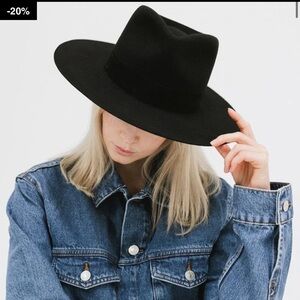 BNWT Gigi PIP BLACK MILLER HAT S/M